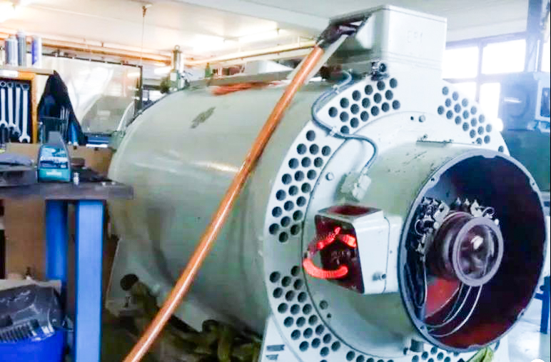 大電機(jī) 大電機(jī)