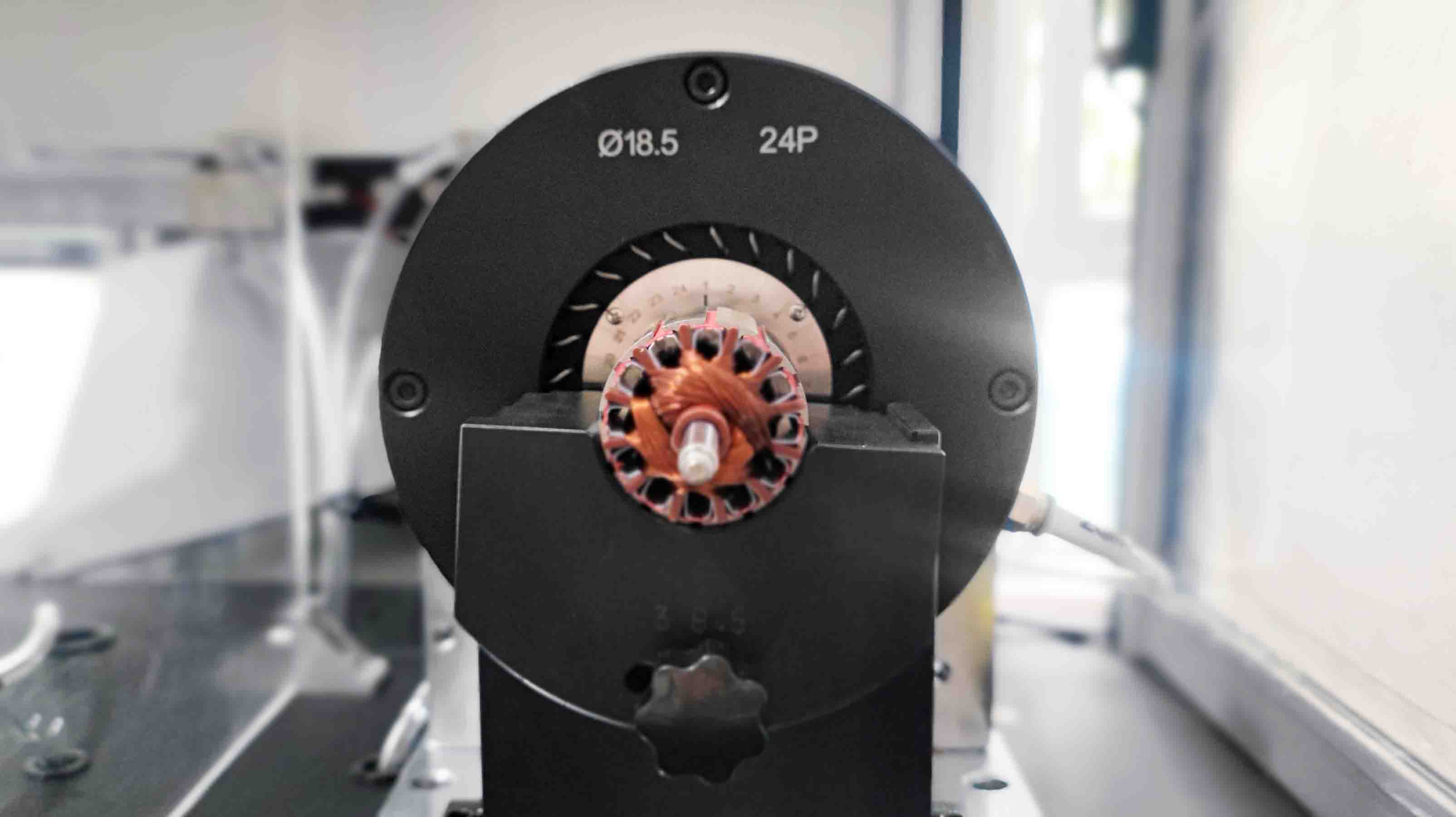 電樞轉(zhuǎn)子測試方案—艾普智能.jpg 電樞轉(zhuǎn)子測試方案—艾普智能.jpg