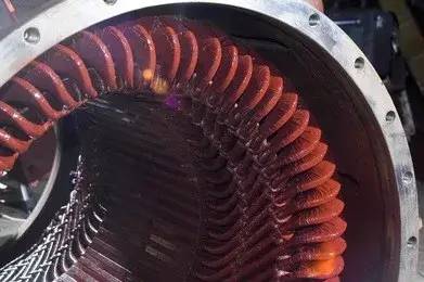 電動汽車電機與工業電機的區別—艾普智能.jpg 電動汽車電機與工業電機的區別—艾普智能.jpg