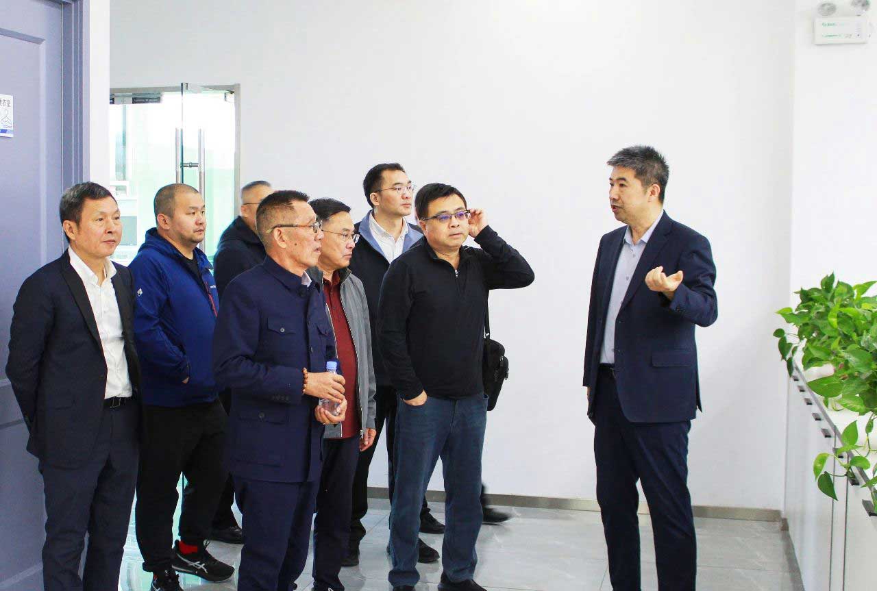 艾普承辦丨中國電子元件行業協會微特電機與組件分會九屆六次理事會議在青島圓滿召開