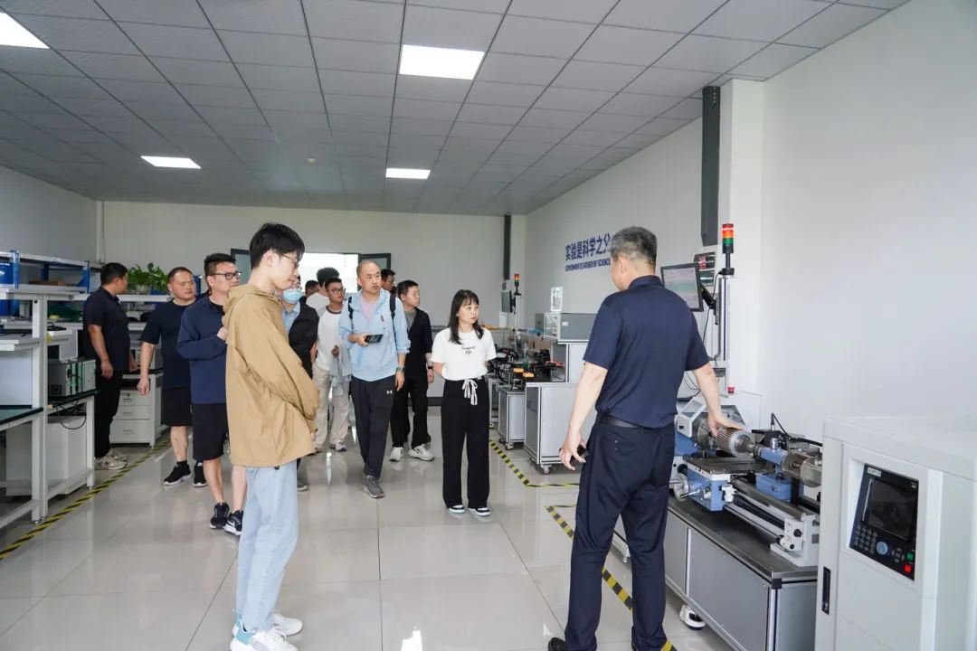 知識培訓驅動行業(yè)共贏發(fā)展,艾普積極探索客戶價值創(chuàng)造模式 知識培訓驅動行業(yè)共贏發(fā)展,艾普積極探索客戶價值創(chuàng)造模式