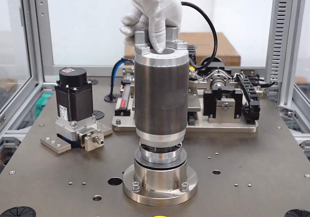 壓縮機(jī)鑄鋁轉(zhuǎn)子測試設(shè)備應(yīng)用現(xiàn)場